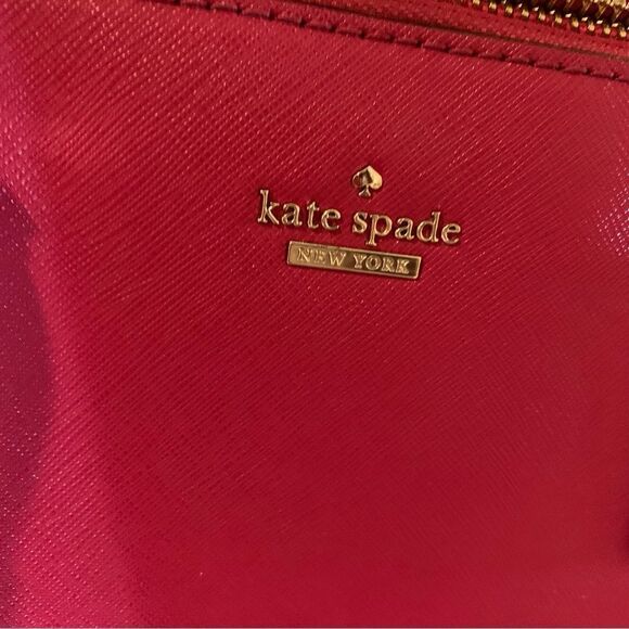 Kate Spade Fuschia Leather Trapezoid Tote Handbag Shoulder Bag spot on bottom - Picture 10 of 11